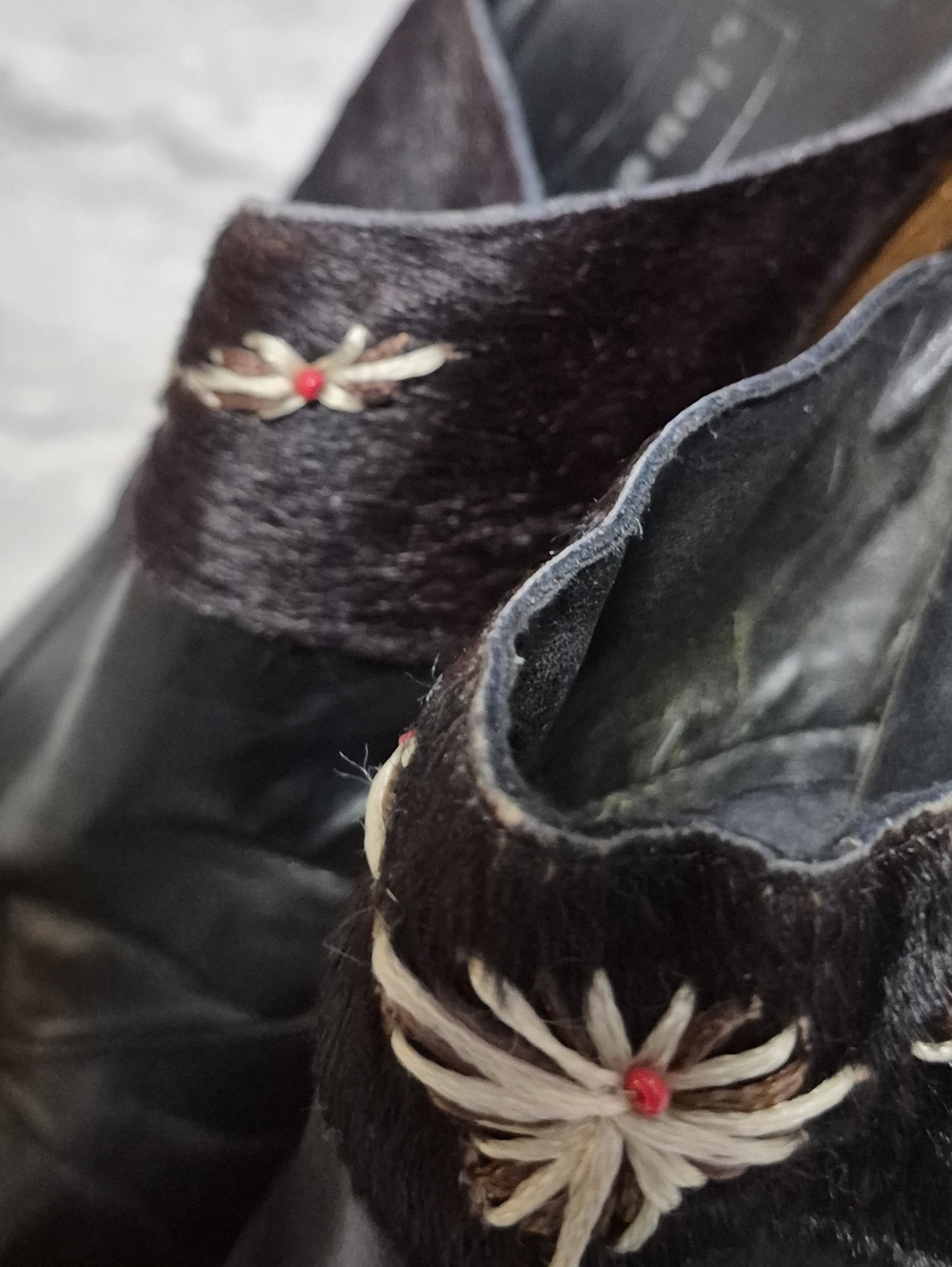 Cloudwalkers Planet Black Leather Mules Western Wooden-Heel Slip-On SZ 9M - Picture 13 of 16